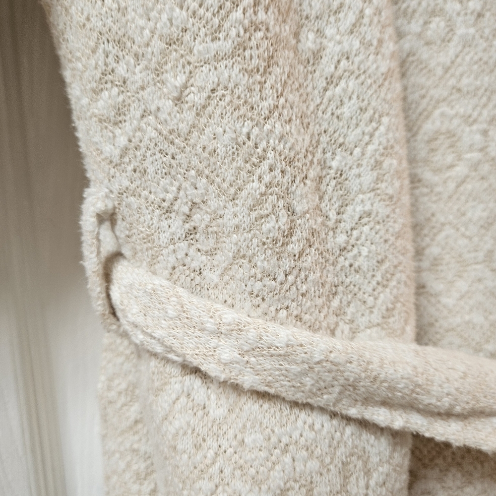 Anthropologie Saturday Sunday Plush Hooded Short Robe - Picture 6 of 11